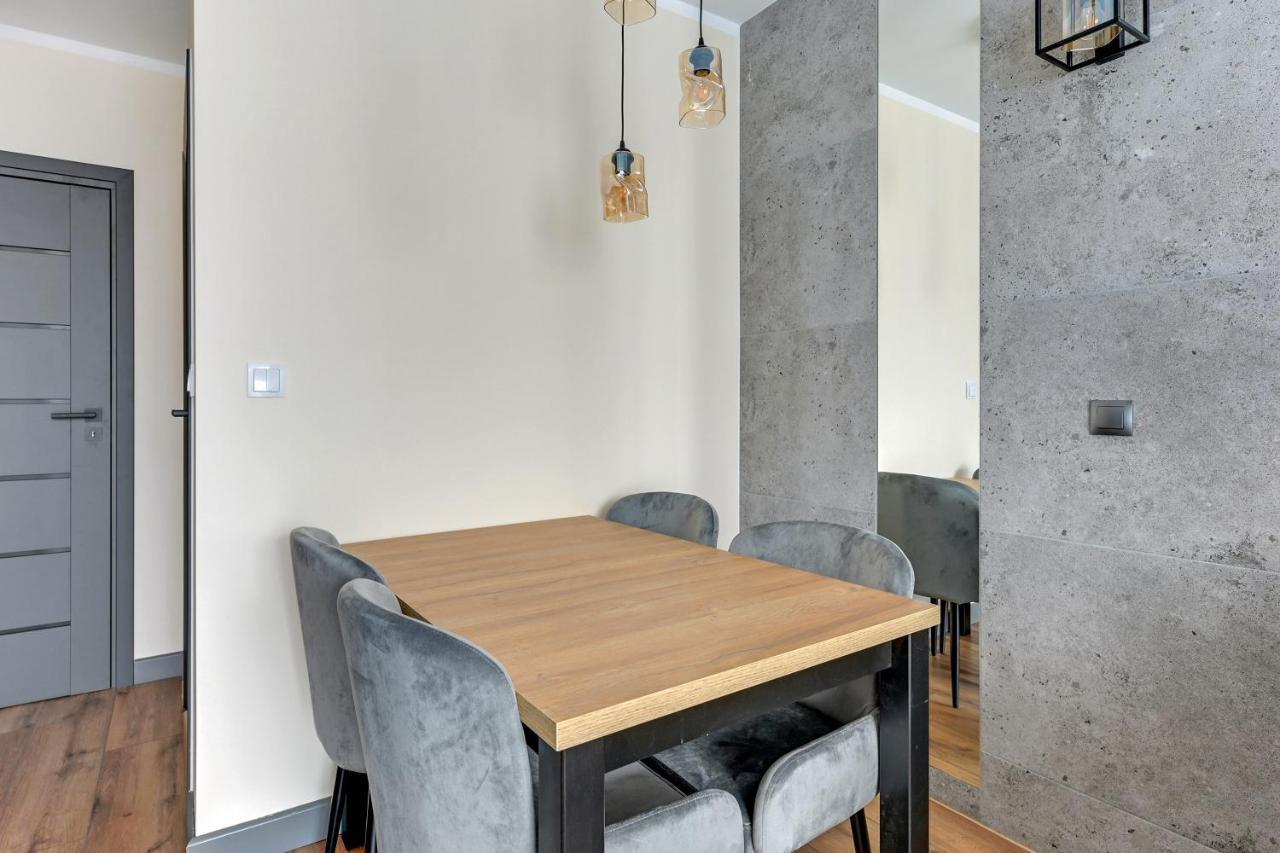 Angielska Grobla 5 Apartments Deluxe Old Town Гданск Екстериор снимка